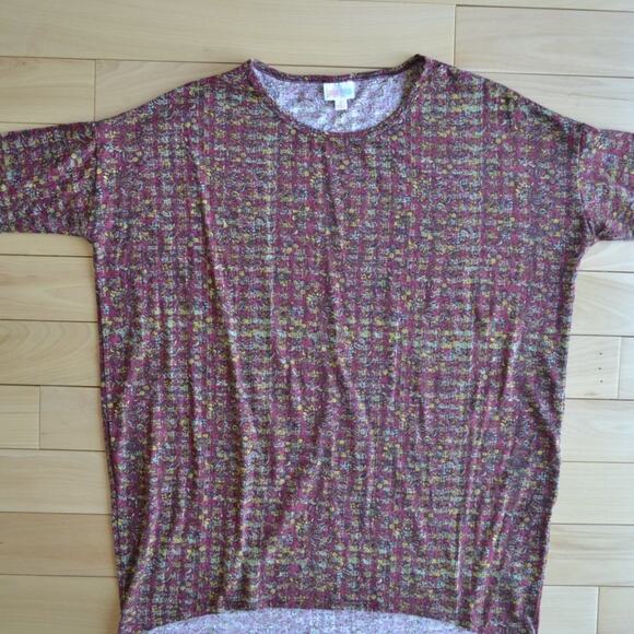 LuLaRoe Irma Tee Size S - Picture 2 of 5